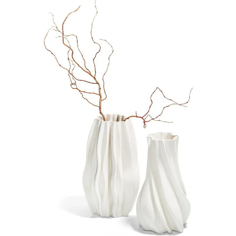 Expressversand Vase aus Keramik im 3D-Druck, Organische Plissee-Struktur, Innen glasiert und wasserdicht – Frappee | Philippi