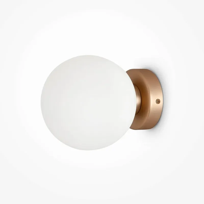 Wandleuchte Gold, Metallrahmen, mattweißer Glasschirm – Basic form | Maytoni Preisknaller