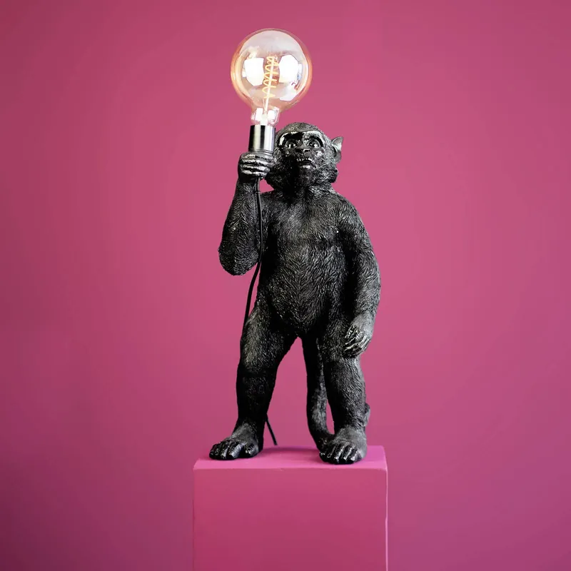 Kracherpreis Stehleuchte – Skulpturales Design, Verspieltes Tiermotiv, Polyresin-Konstruktion, Schwarzes Finish – Koko | WERNS