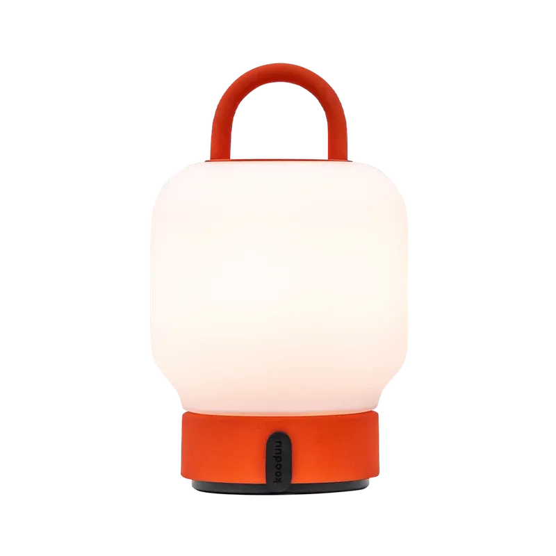 Nur Für Kurze Zeit LED-Tischleuchte in Orange mit dimmbarer diffuser Beleuchtung, tragbarem Griff und wiederaufladbarem Akku – Loome | Kooduu