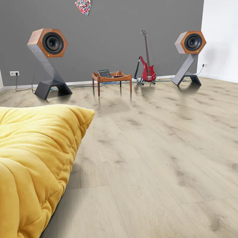 Designboden Eiche Snow LHD Ausverkauf