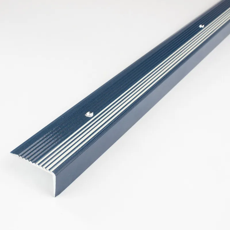 Auer Treppenkanten- & Winkelprofile Marina H 20 mm B 40 mm Spezialemailliert Leuchtend Aluminium Sonderaktion