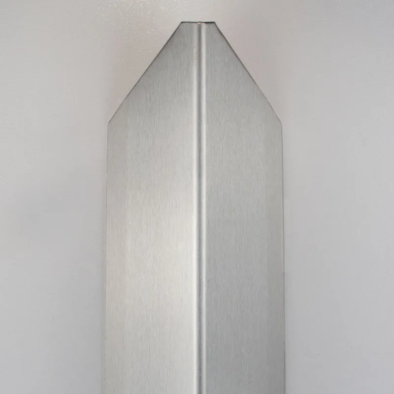 Abverkauf Auer Bau- & Montageprofile Gomera 40 x 40 mm Eckschutzwinkel Dreifach Gekantet Aluminium