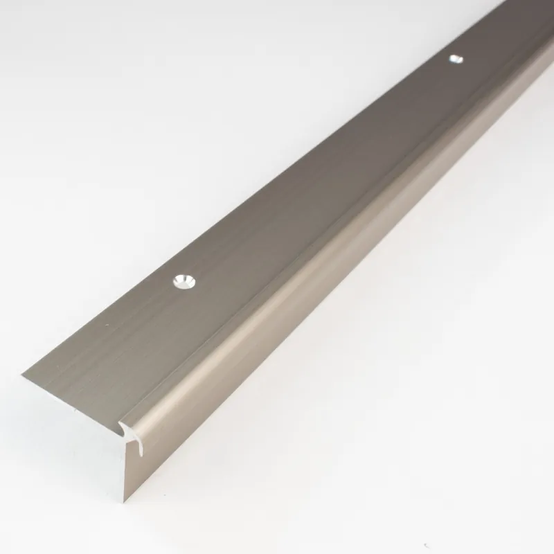 Auer Treppenkanten- & Winkelprofile Höhe 30 mm Breite 40 mm Aluminium Echt