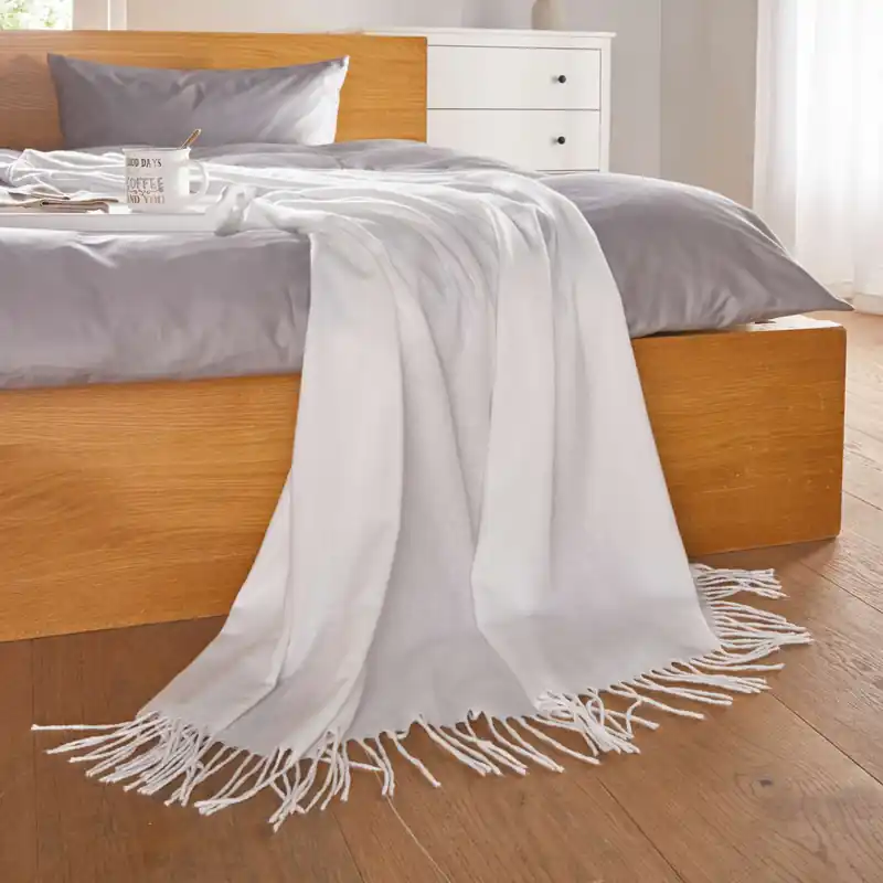 Kuscheldecke "Brilliant White" Beliebt
