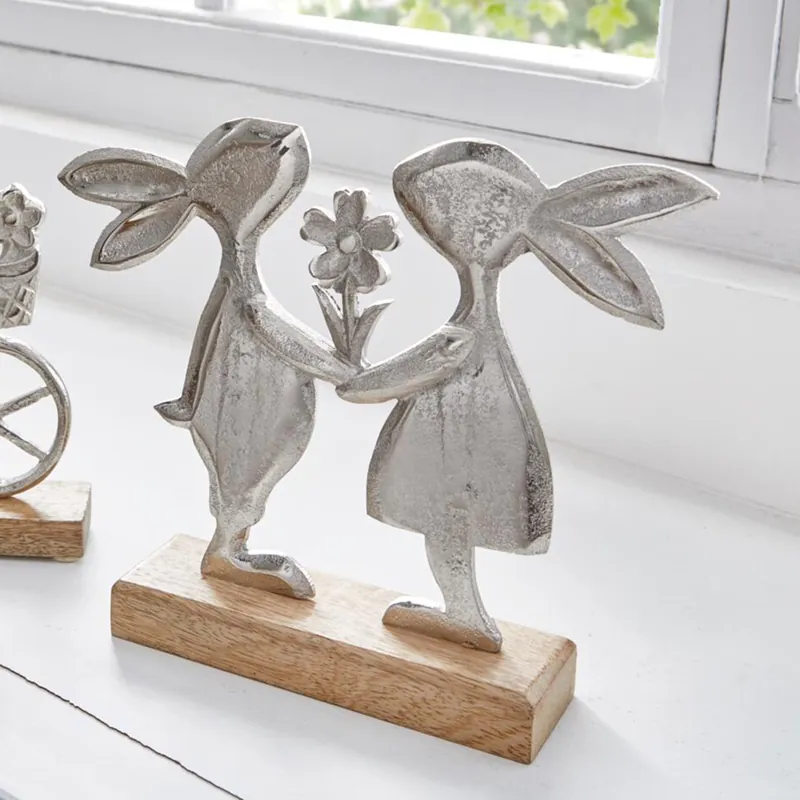 Direkt Vom Hersteller Figur "Hasenpaar mit Blumen"