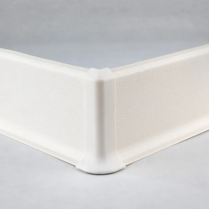 Aussenecke für Sockelleiste "Rimini" aus PVC Hartschaum Weiß Kunststoff 12.8 x 60 mm by PROVISTON Sonderaktion