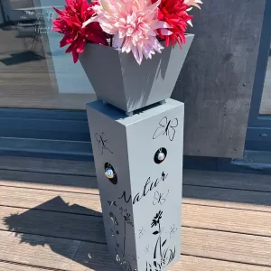 Pflanzsäule ELLEN mit Blumenmuster 82 cm Beliebt
