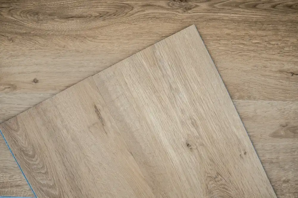 Schnäppchen Klick-Vinylboden Eiche Rhodonit inkl. Trittschall